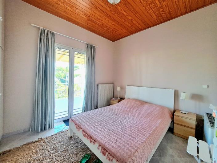 Image No.24-5 Bed House for sale