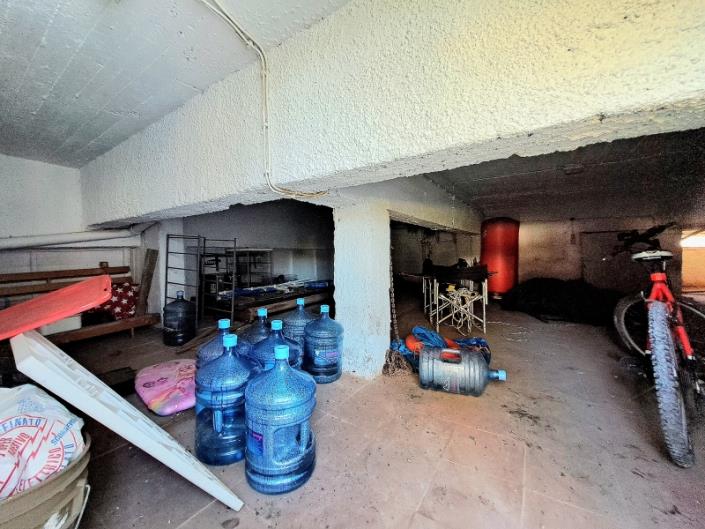 Image No.44-5 Bed House for sale