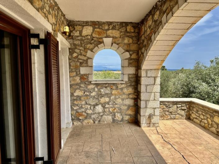 Image No.3-2 Bed House for sale