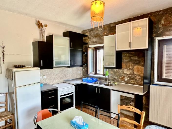 Image No.4-2 Bed House for sale