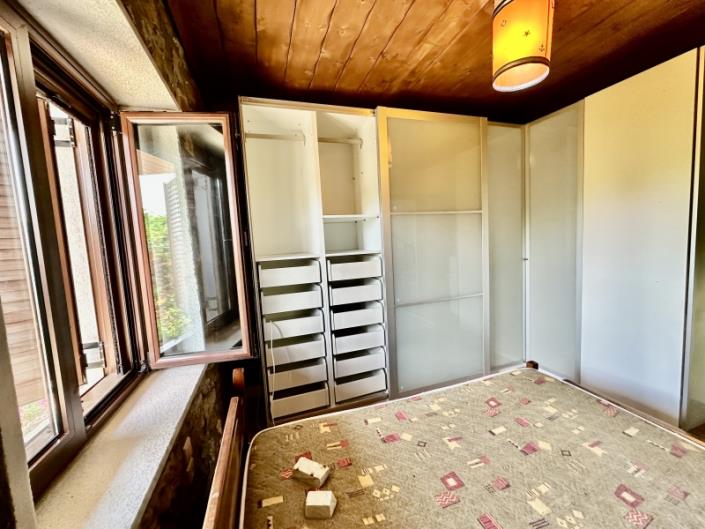 Image No.14-2 Bed House for sale