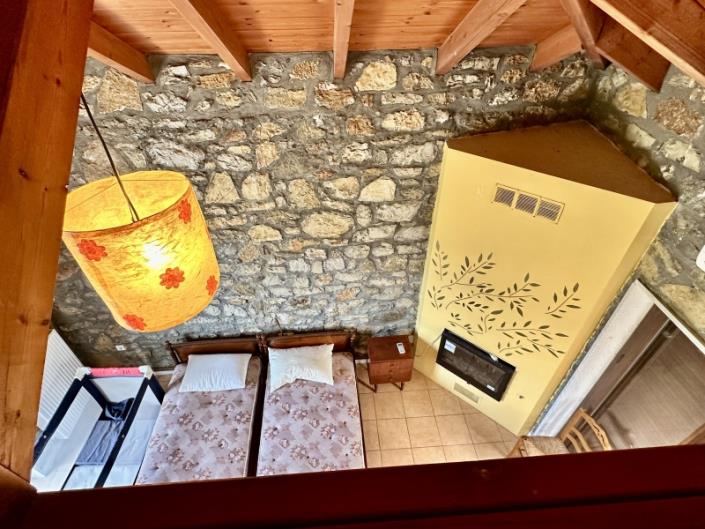 Image No.11-2 Bed House for sale