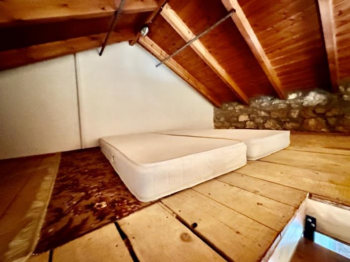 Image No.20-2 Bed House for sale