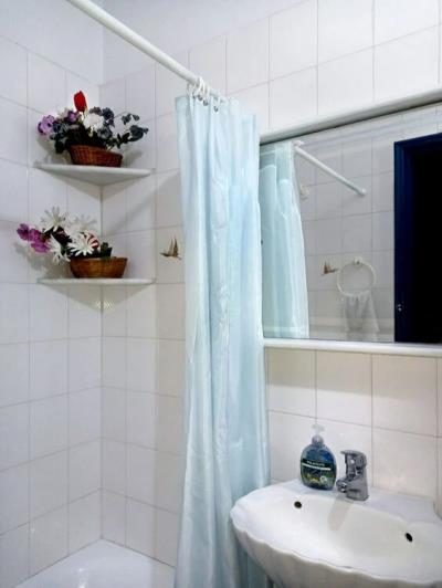 Image No.18-4 Bed House for sale