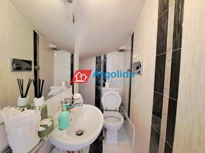 Image No.21-3 Bed House for sale