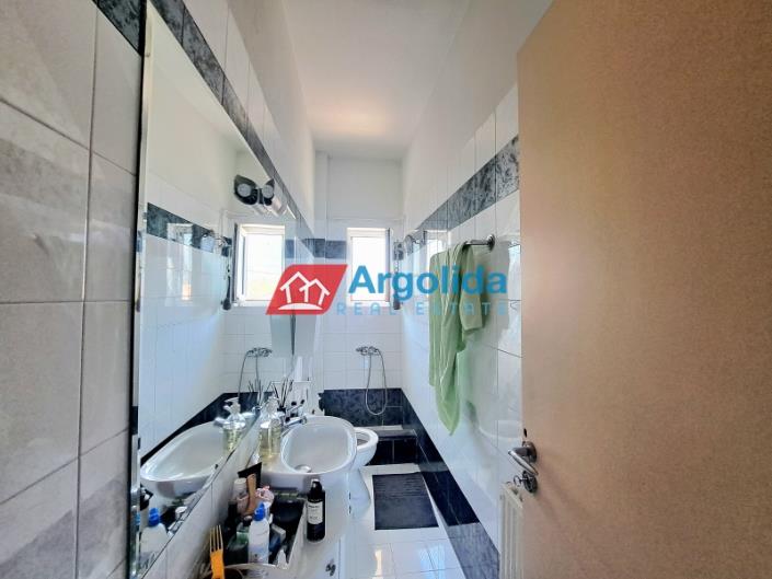 Image No.23-3 Bed House for sale