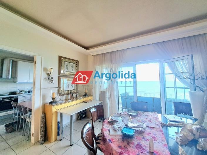 Image No.12-3 Bed House for sale