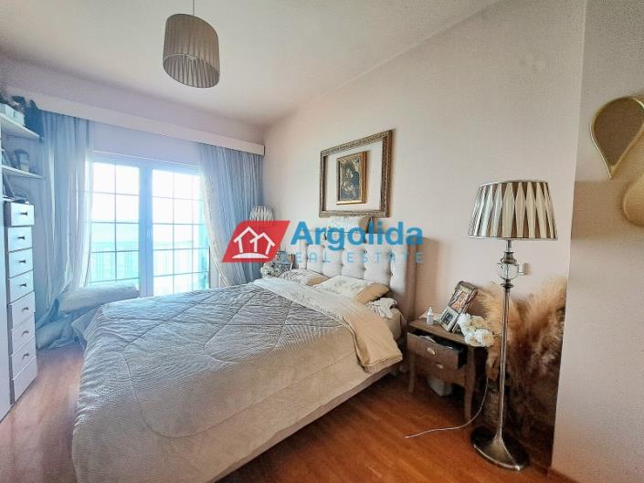 Image No.19-3 Bed House for sale