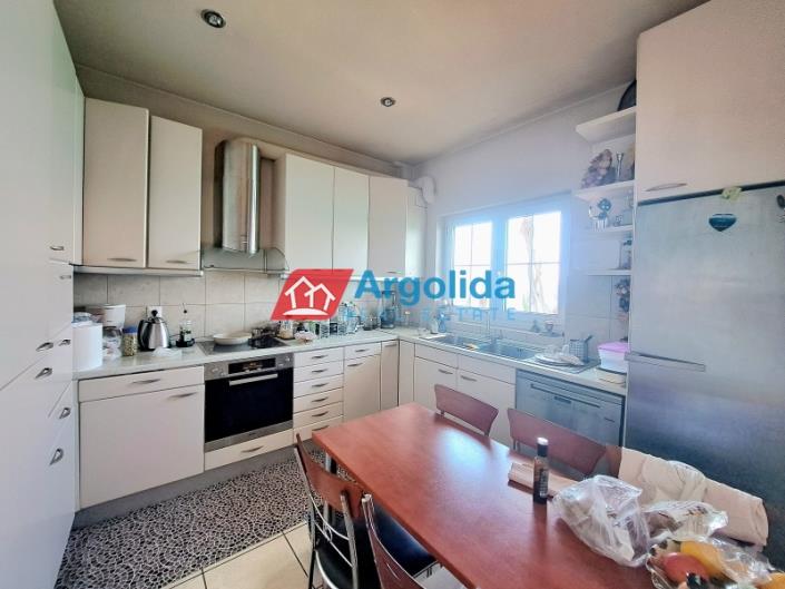 Image No.14-3 Bed House for sale