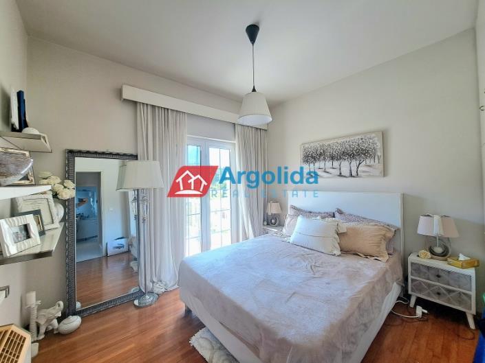 Image No.16-3 Bed House for sale