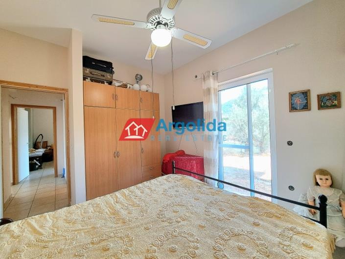 Image No.15-5 Bed House for sale