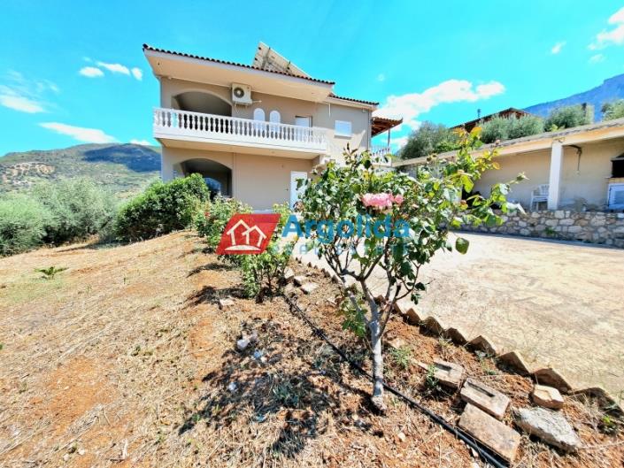 Image No.36-5 Bed House for sale