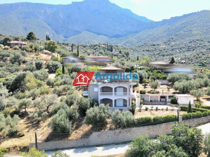 Image No.35-5 Bed House for sale