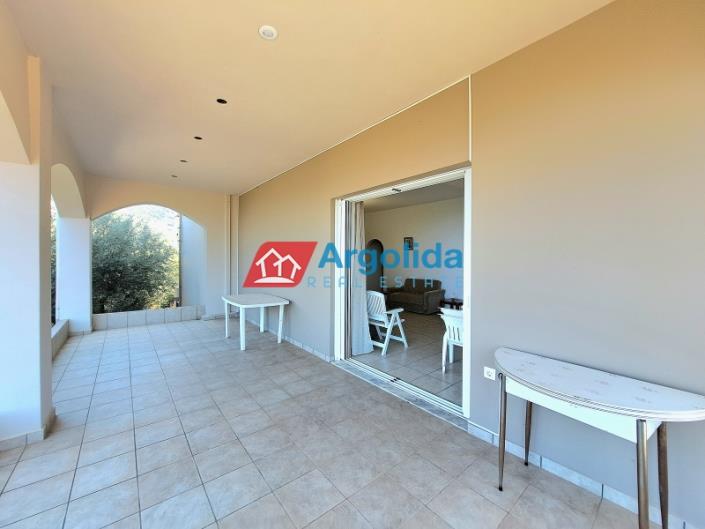 Image No.9-5 Bed House for sale