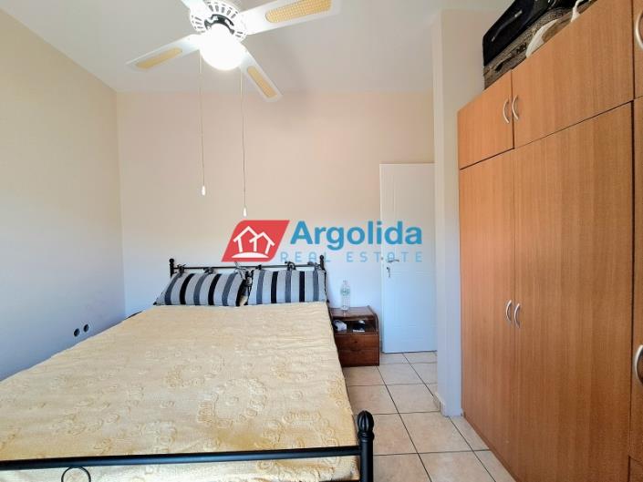 Image No.18-5 Bed House for sale