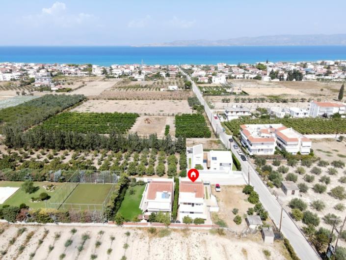 Image No.28-4 Bed House for sale