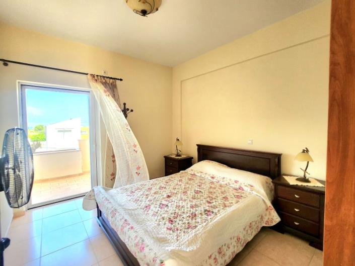 Image No.13-4 Bed House for sale