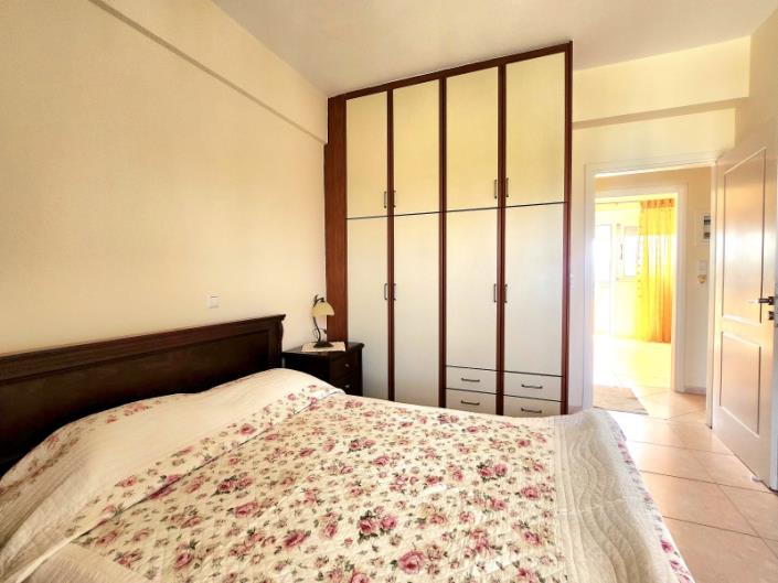 Image No.12-4 Bed House for sale