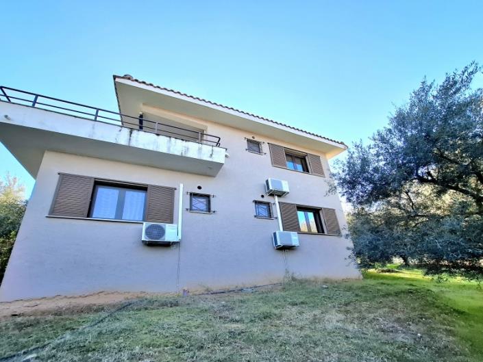 Image No.27-3 Bed House for sale