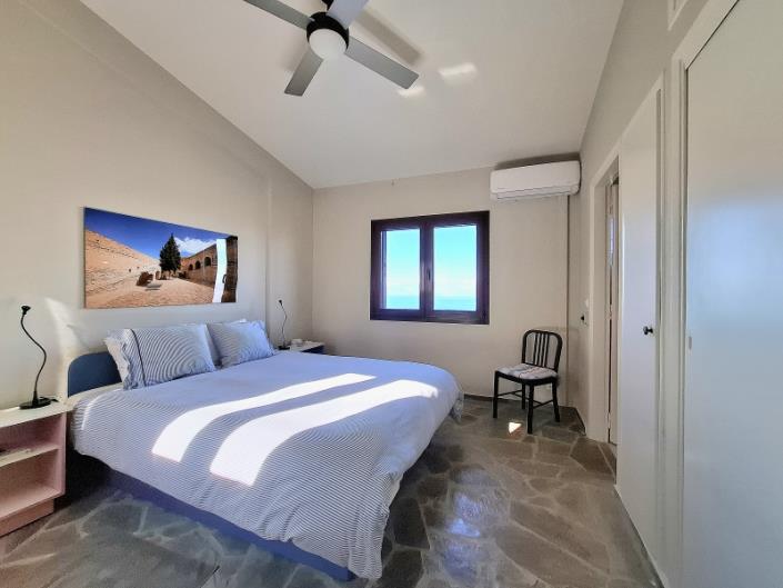 Image No.20-3 Bed House for sale