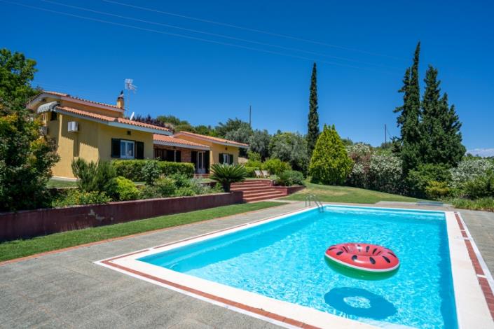 Image No.26-4 Bed House for sale