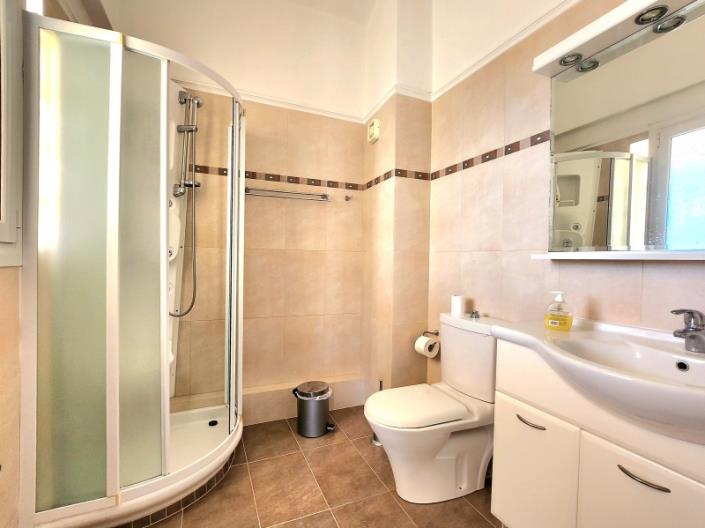 Image No.25-4 Bed House for sale