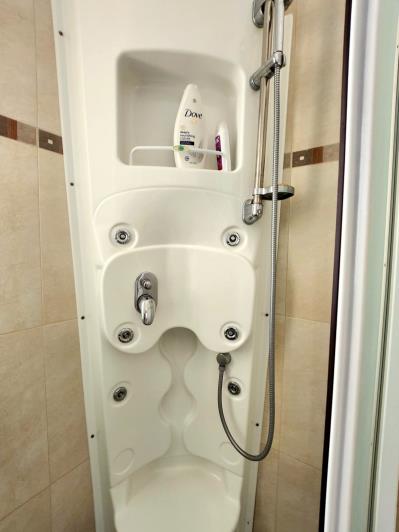 Image No.18-4 Bed House for sale