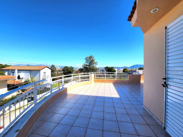 Image No.34-4 Bed House for sale