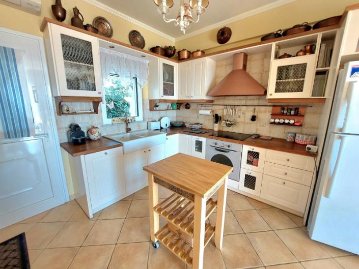 Image No.15-3 Bed Semi-Detached for sale