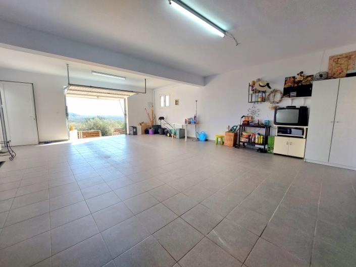 Image No.32-3 Bed Semi-Detached for sale