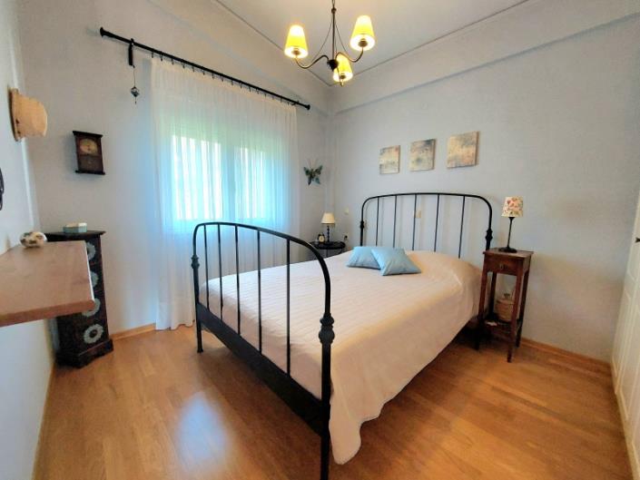 Image No.26-3 Bed Semi-Detached for sale