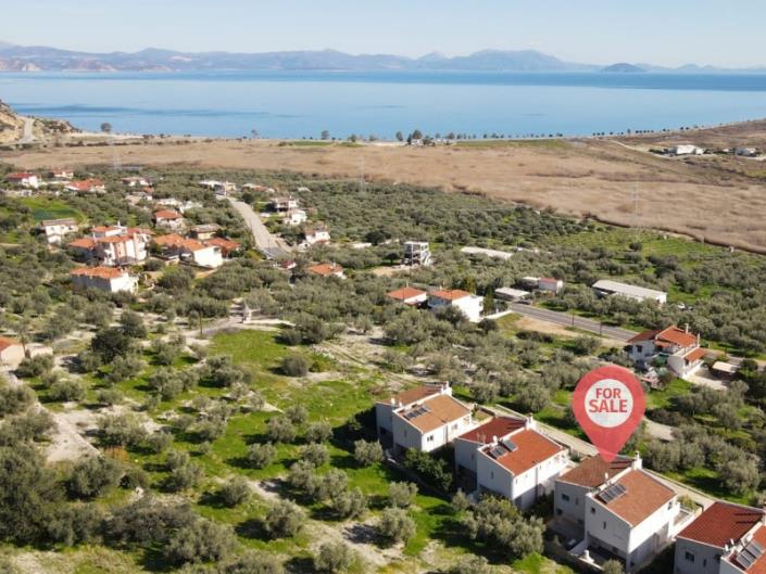 Image No.36-3 Bed Semi-Detached for sale