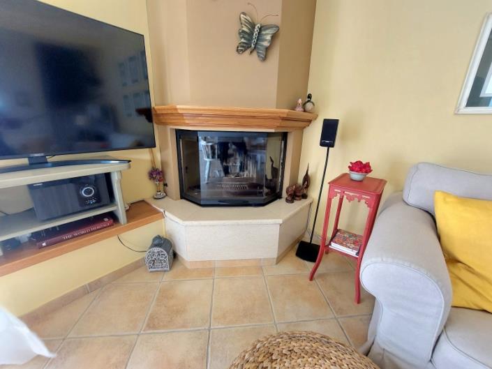 Image No.12-3 Bed Semi-Detached for sale