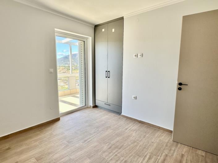 Image No.19-2 Bed Apartment for sale