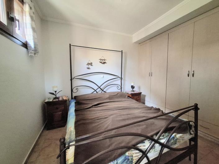 Image No.13-4 Bed House for sale