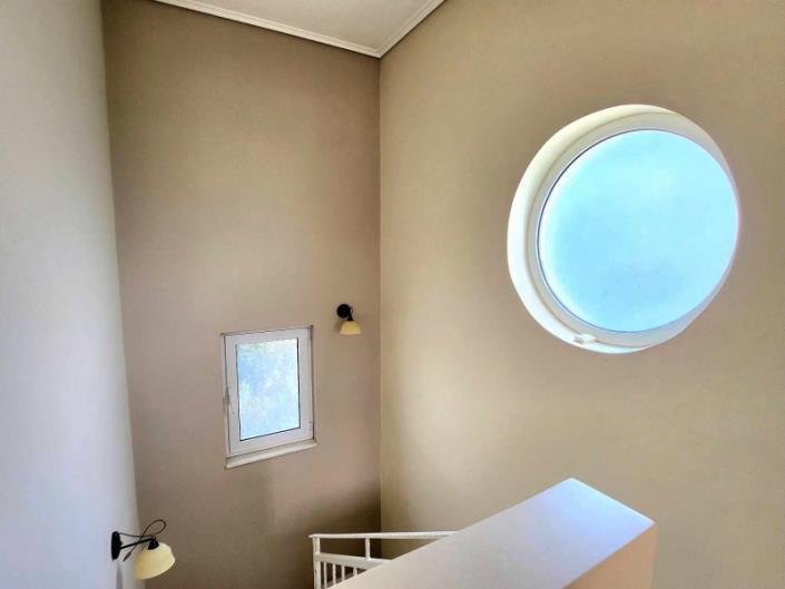 Image No.21-4 Bed House for sale