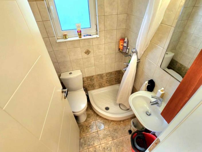 Image No.31-4 Bed House for sale