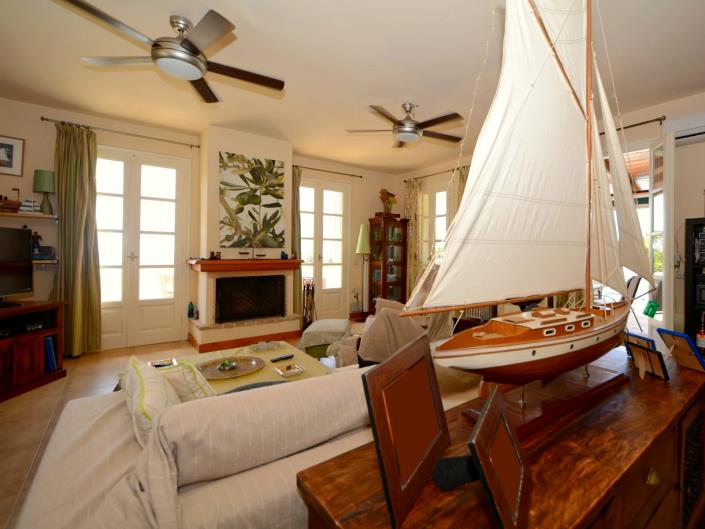 Image No.14-4 Bed Villa / Detached for sale