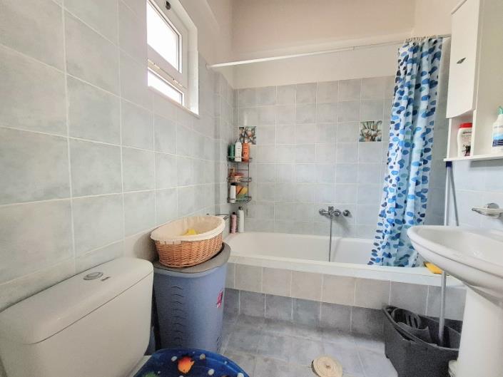 Image No.16-4 Bed House for sale