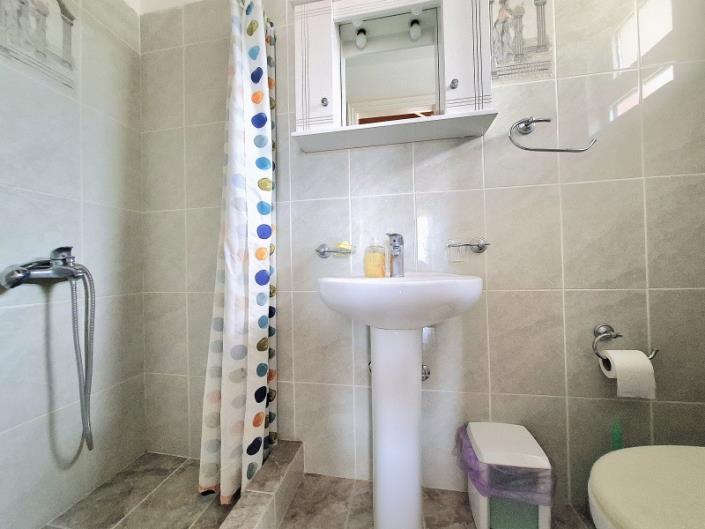 Image No.22-4 Bed House for sale