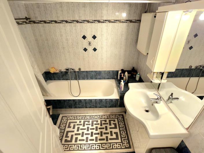 Image No.22-2 Bed Apartment for sale