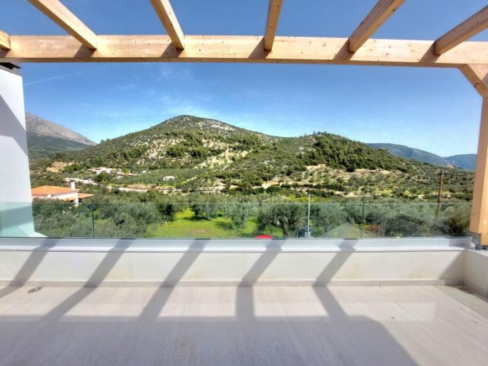 Image No.19-3 Bed House for sale