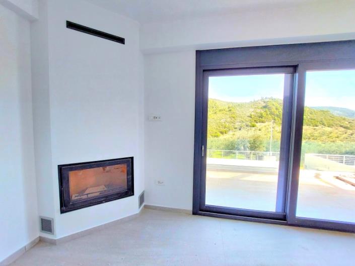 Image No.13-3 Bed House for sale