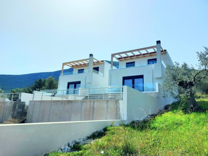 Image No.21-3 Bed House for sale