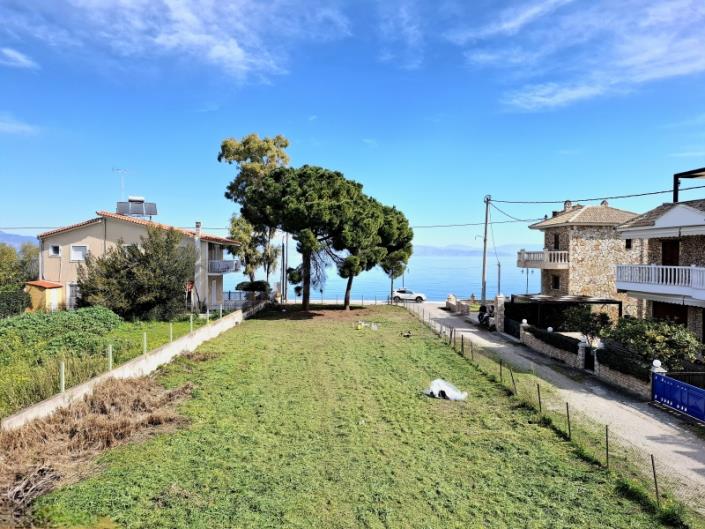 Image No.25-2 Bed Semi-Detached for sale