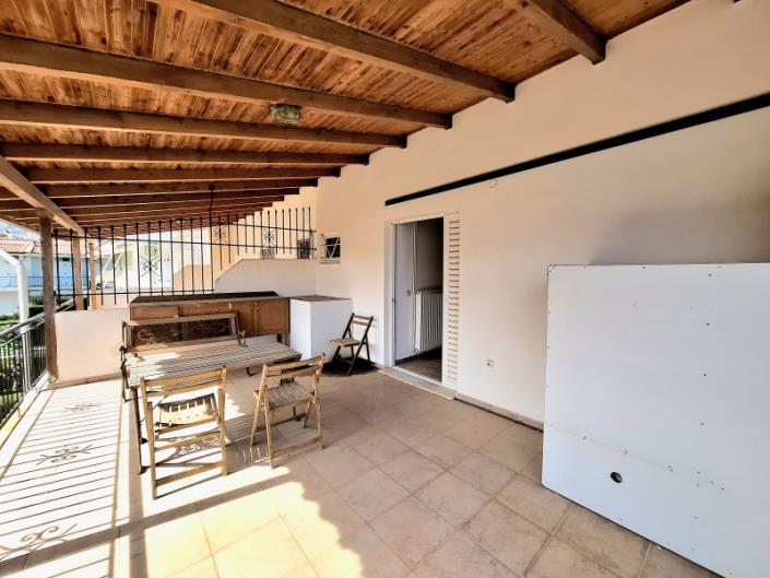 Image No.22-2 Bed Semi-Detached for sale