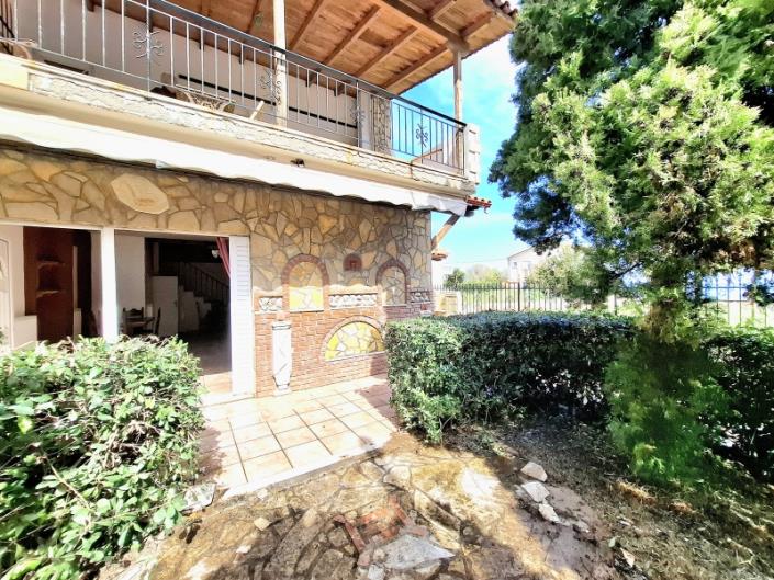 Image No.24-2 Bed Semi-Detached for sale