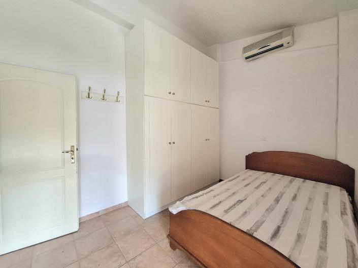 Image No.20-2 Bed Semi-Detached for sale