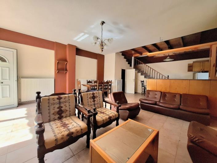 Image No.13-2 Bed Semi-Detached for sale