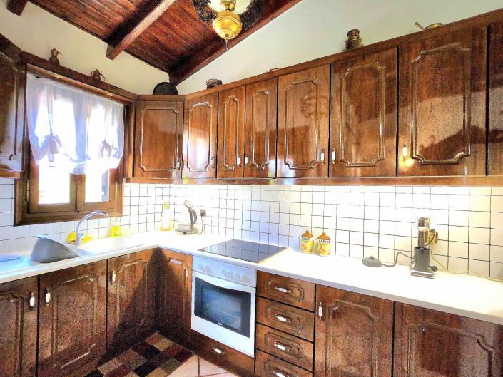 Image No.9-3 Bed House for sale